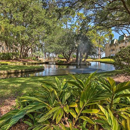 Colorful Hilton Head Condo With Beach And Pool Access! ฮิลตันเฮดไอส์แลนด์ ภายนอก รูปภาพ